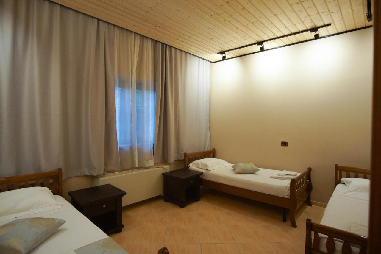 Seaside Duplex Stone Villa 체파로 외부 사진