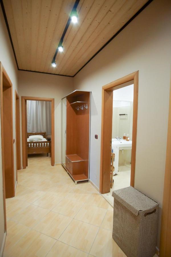 Seaside Duplex Stone Villa 체파로 외부 사진