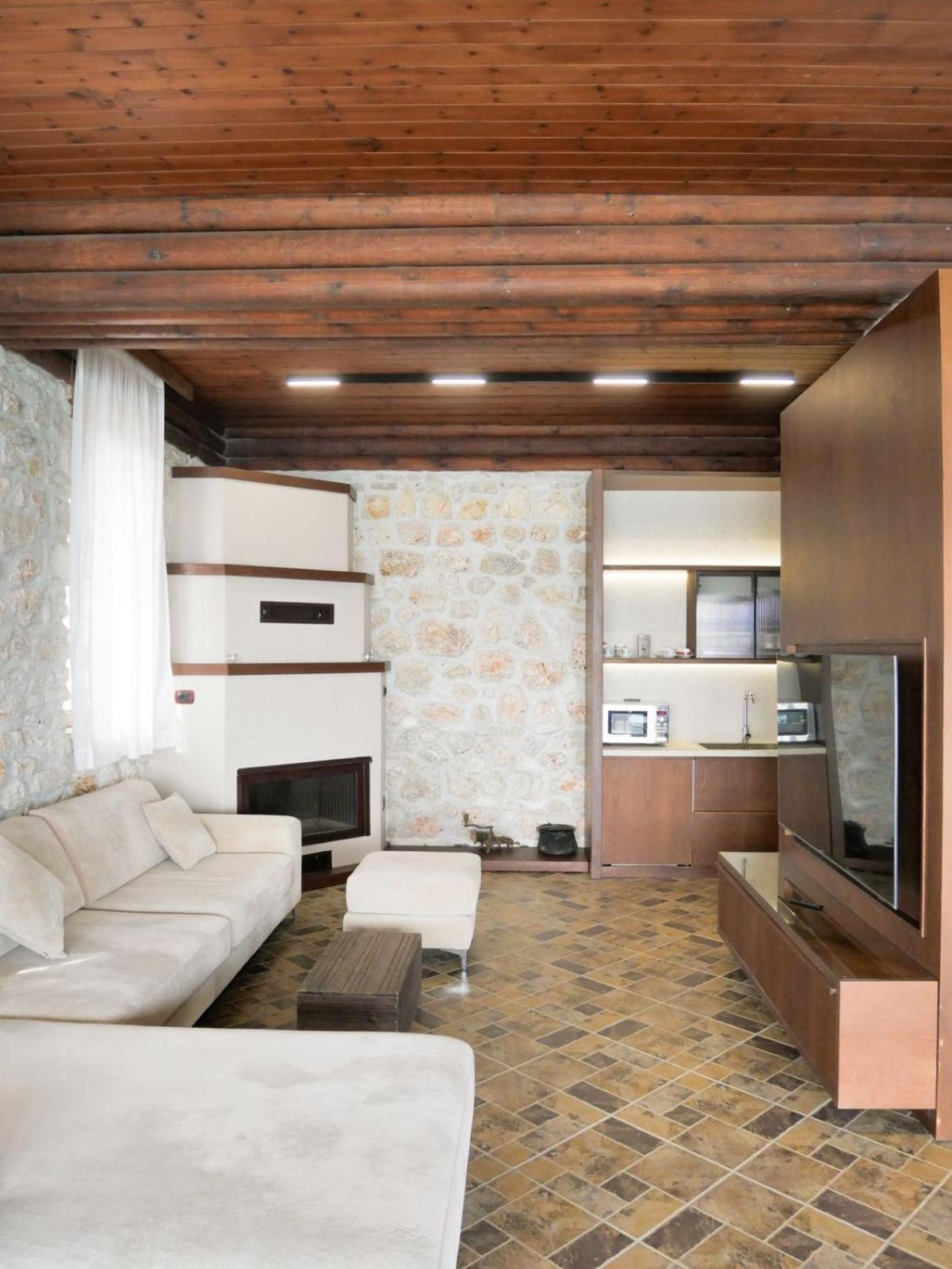 Seaside Duplex Stone Villa 체파로 외부 사진