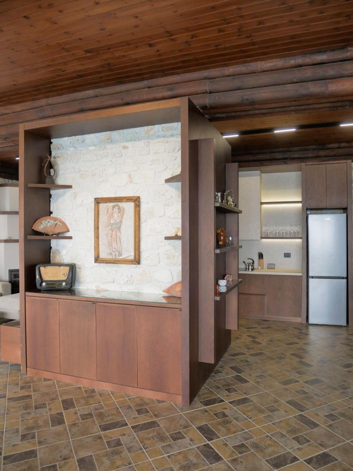 Seaside Duplex Stone Villa 체파로 외부 사진